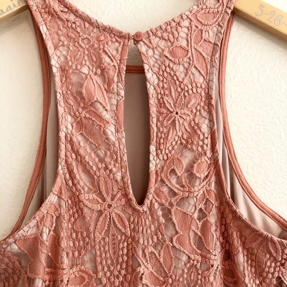 Express Light Pink Lace Dress - Picture 6 of 6